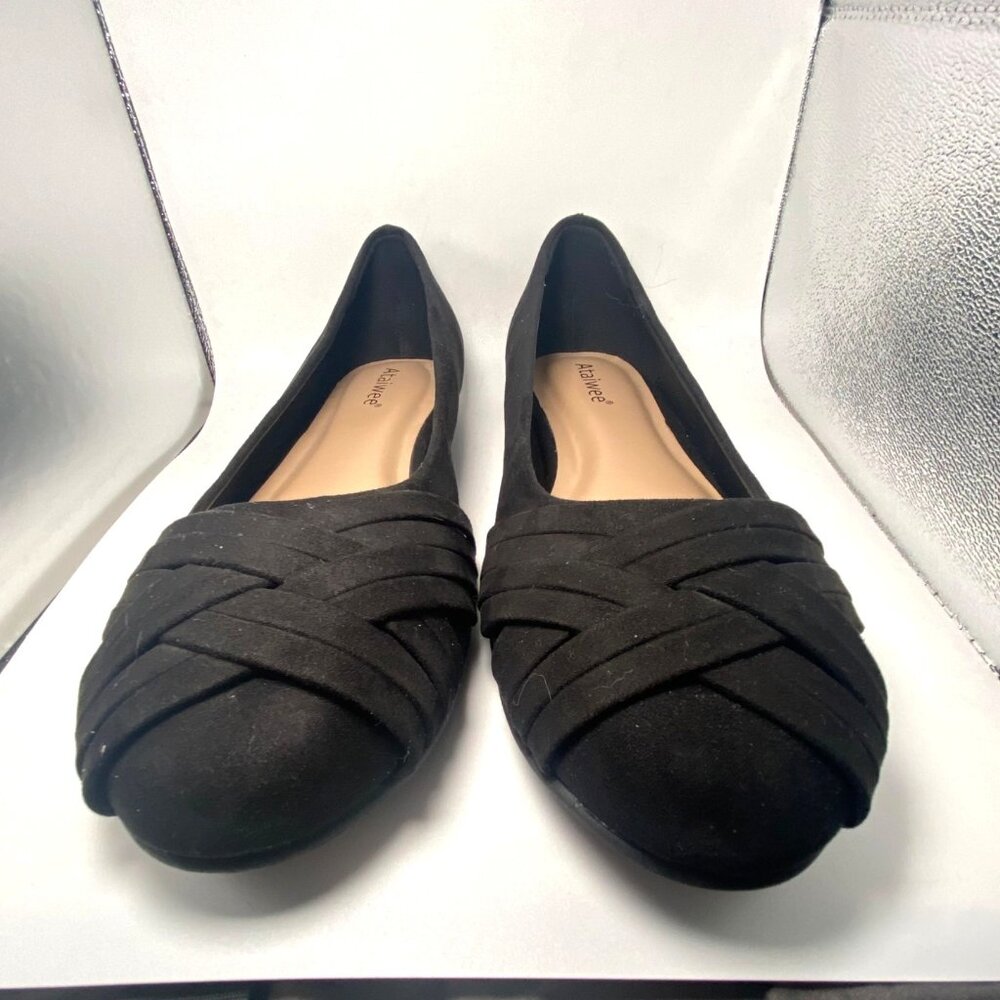 All Black Womens Flats With Crisscross‎ Design By Ataiwee